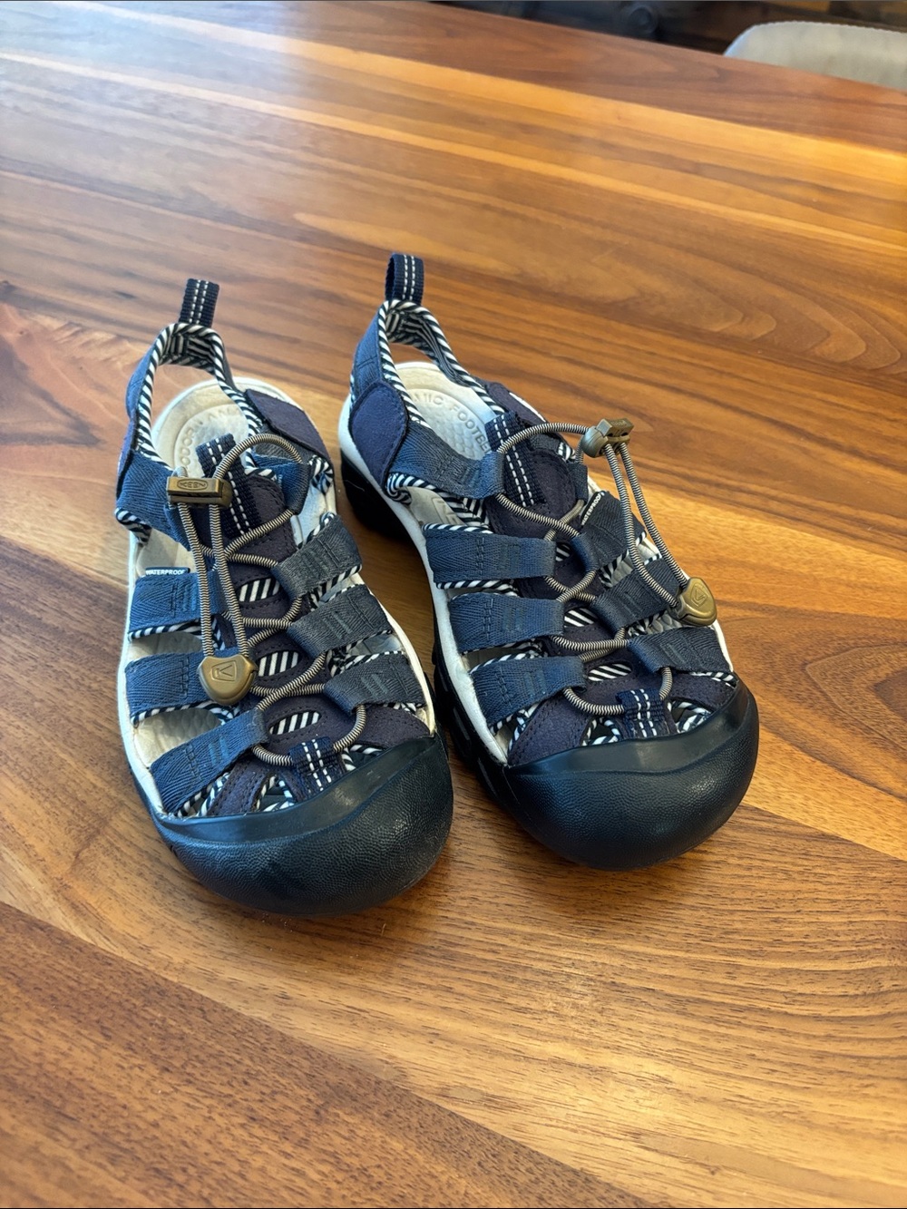 Keen Blue White Newport Water Sandals Women’s Size 7